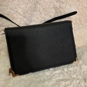 Black cross body black bag